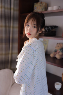 麻豆XXXX乱女少妇精品潘甜甜